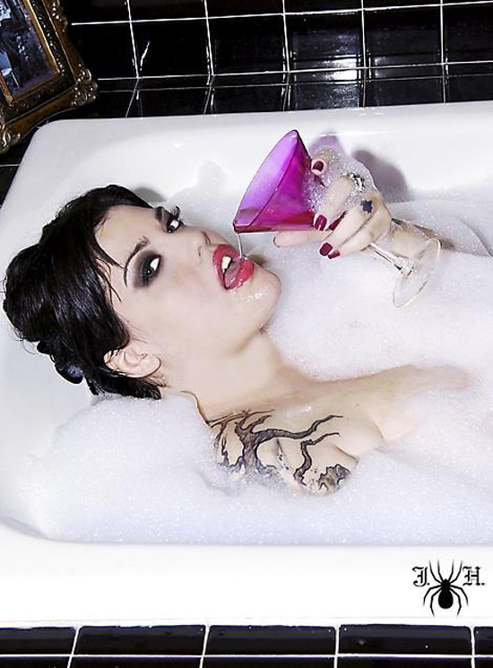 Red, White and Femme Fearless Femme Spotlight: Mia Tyler