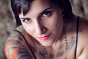 SuicideGirls’ Group Therapy – Lee On Metal Heads United